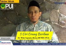 5 Ciri Orang Berilmu